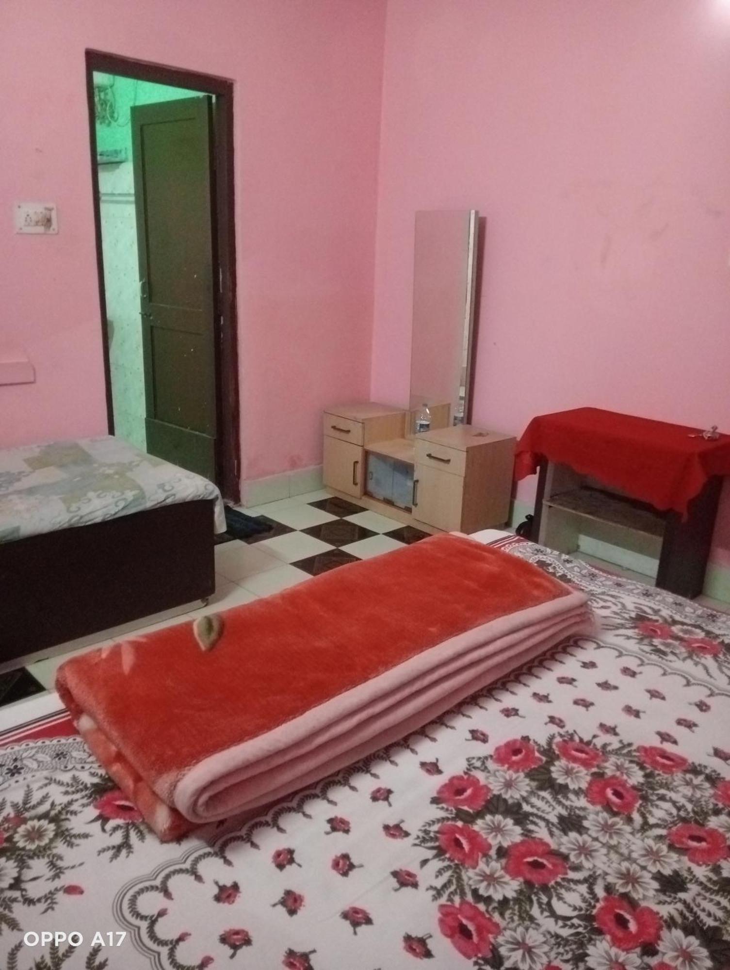 Swaroop Ashray Homestay Siliguri Room photo