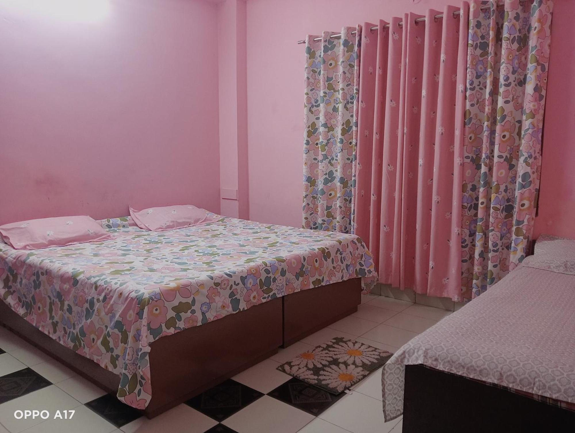 Swaroop Ashray Homestay Siliguri Room photo